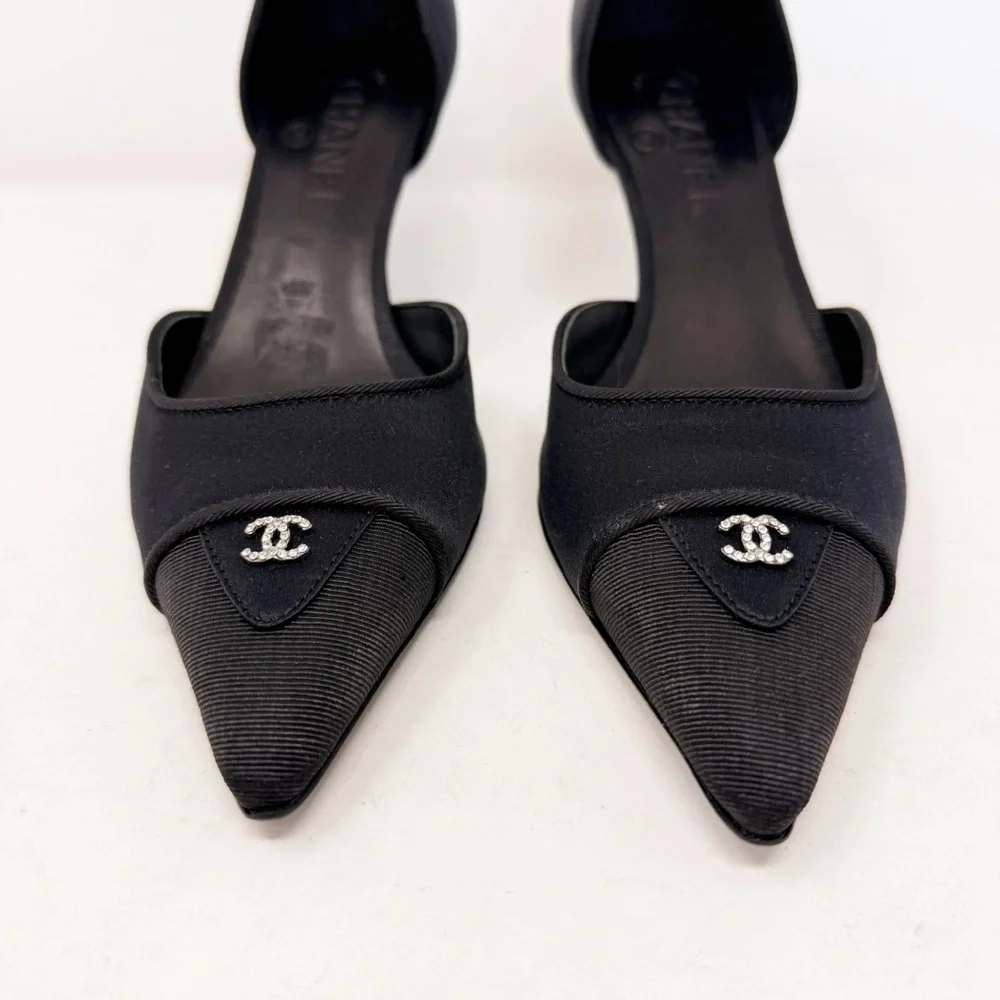 Chanel Black D’Orsay Heels Pointed Toe Kitten Heel Pumps with Silver CC Logo 41 - Picture 3 of 16